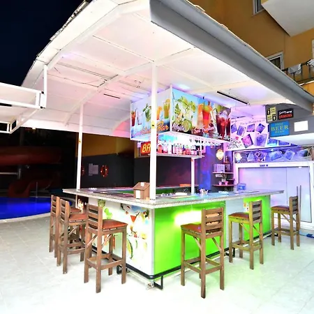 Rose Garden Apart-hotel 2*